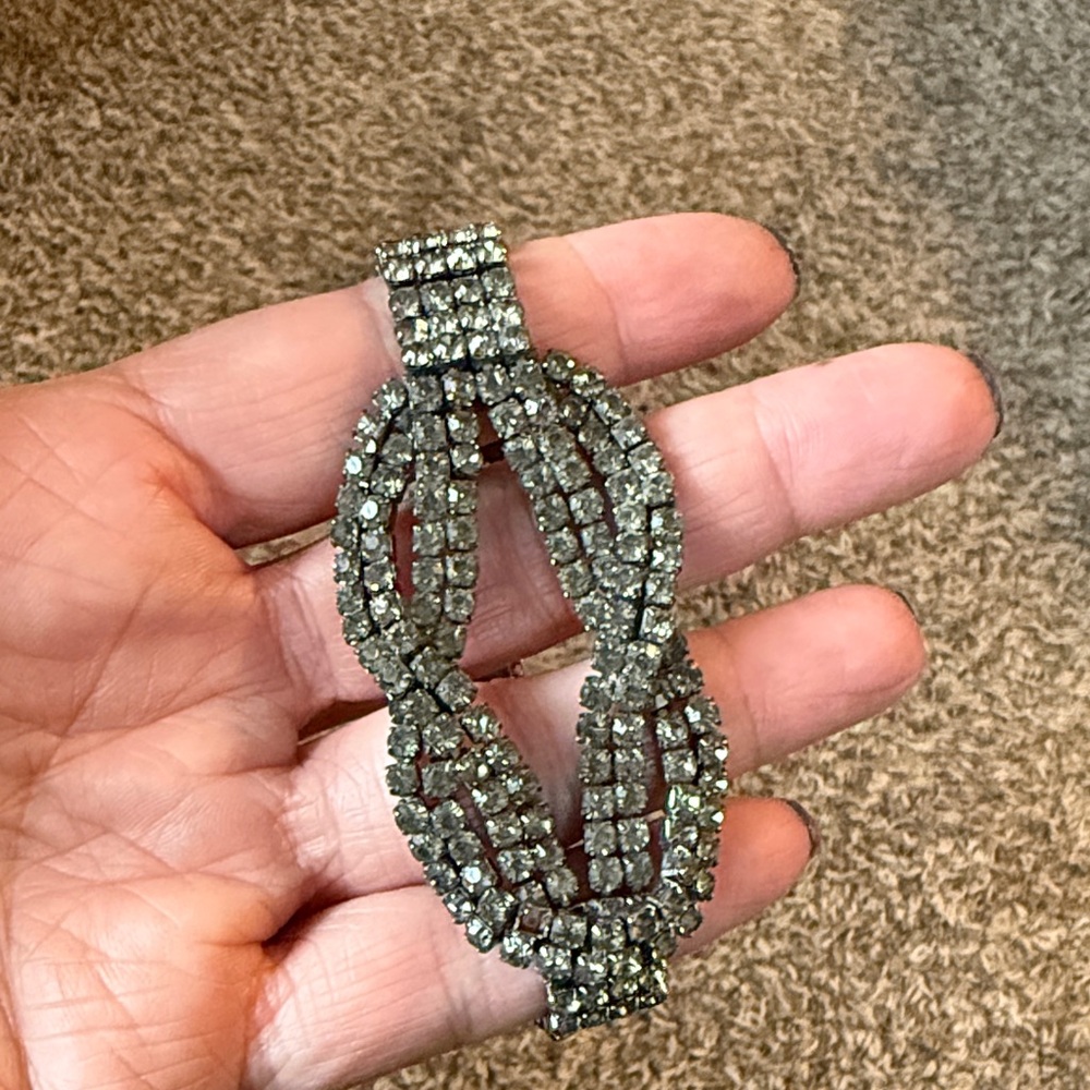 Elegant Silver Crystal Bracelet